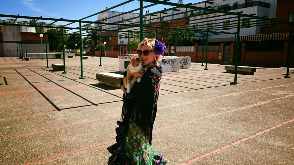 ja z kotem w ramionach